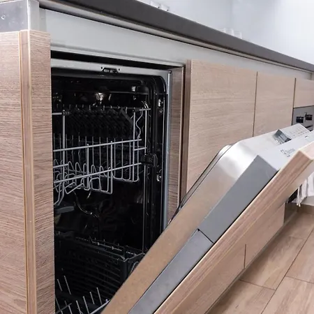 شقة Center Apartment! *